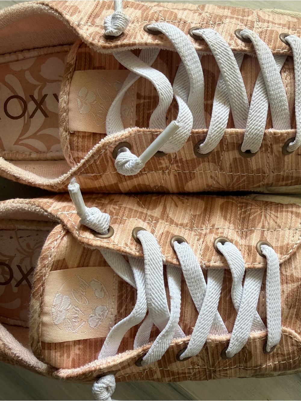 Roxy Women's Peach Canvas Lace-Up Sneakers with White Laces